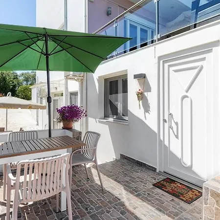 Ioanna's Gem 10min Drive From Heart Of Corfu Town Ferienhaus